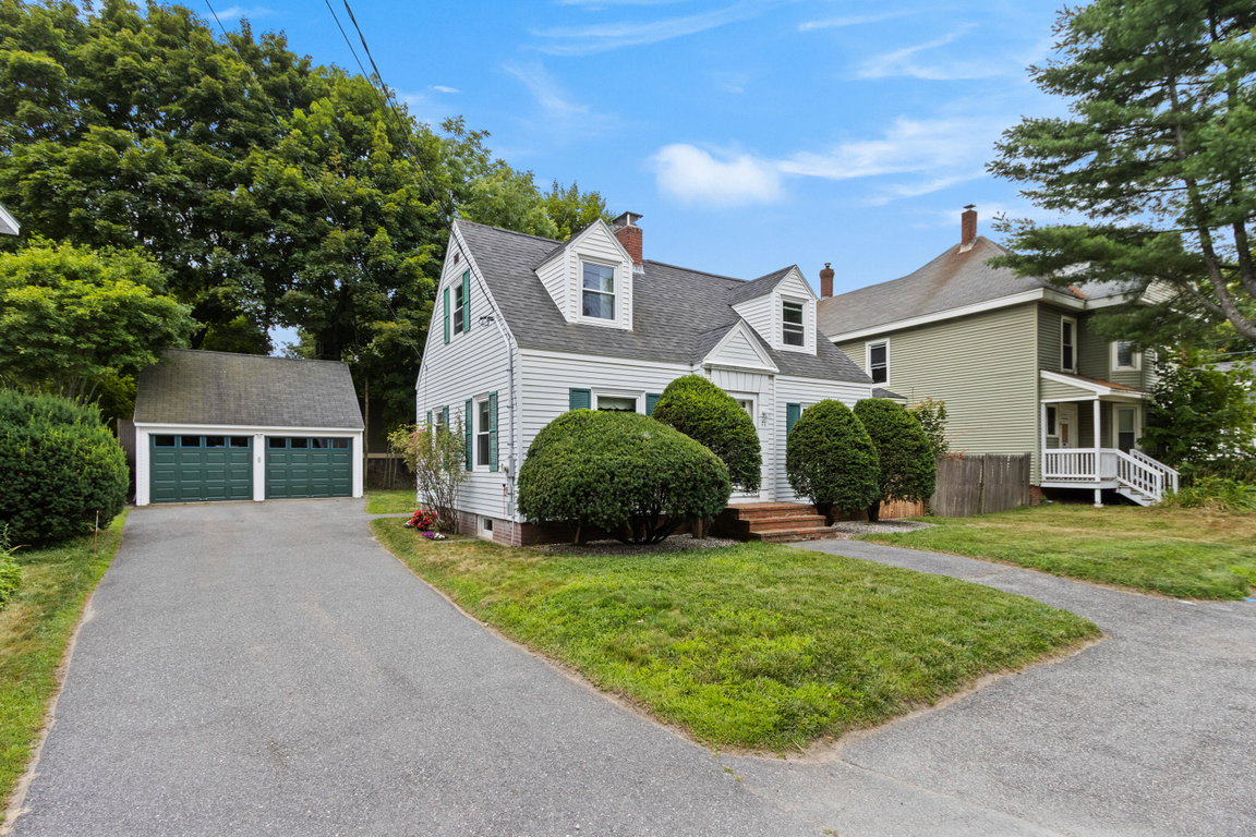71 Stroudwater Street Westbrook