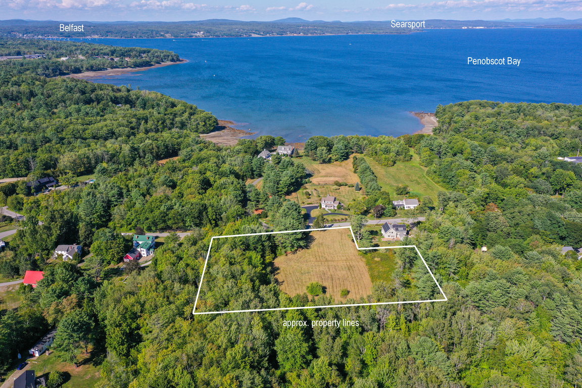 95 Bayside Road Northport