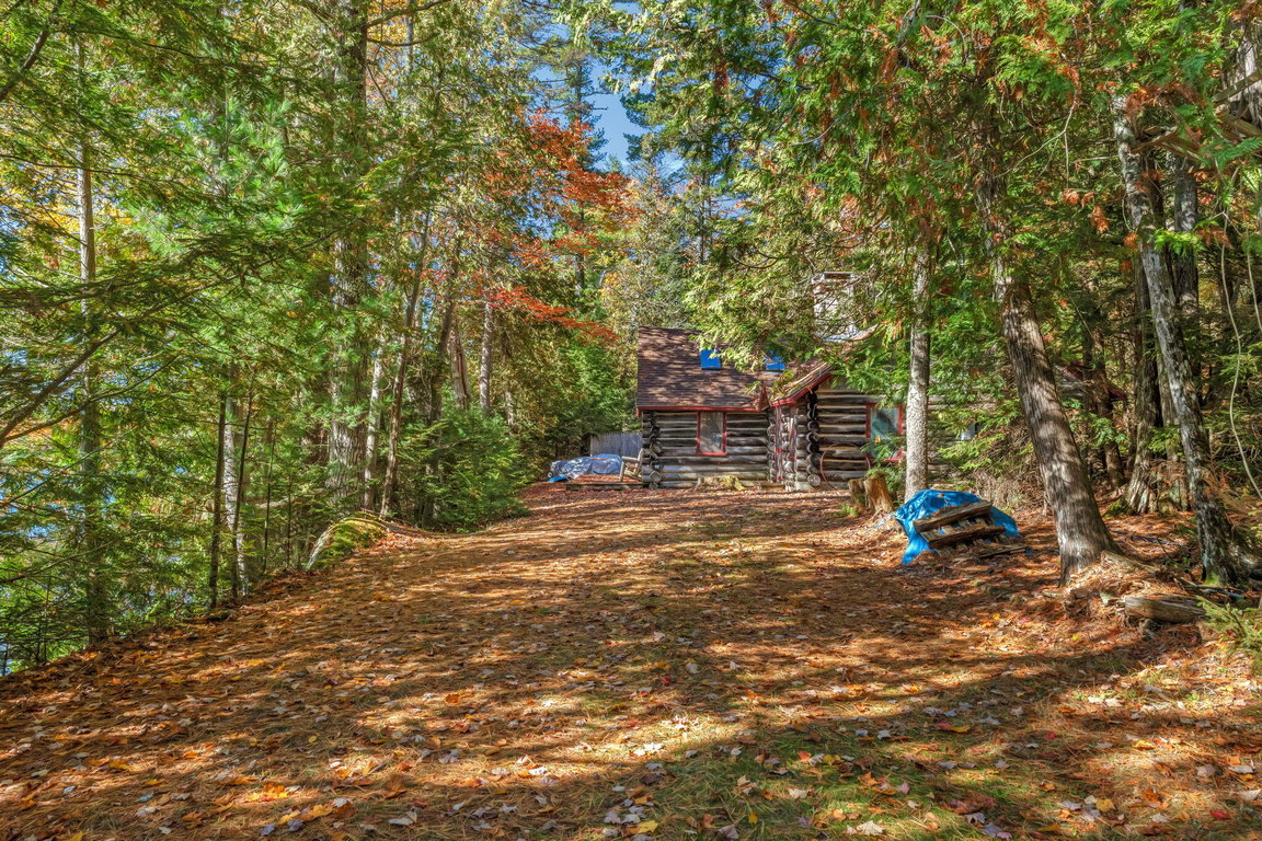 47-web-or-mls-25-dickens-farm-rd