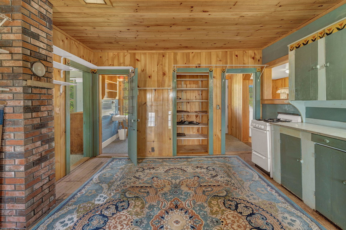 35-web-or-mls-137-w-franklin-rd