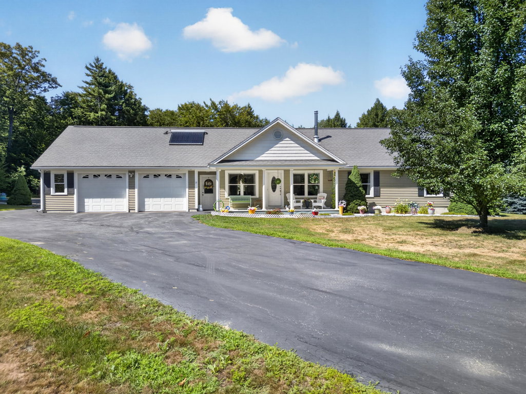 12 Natalie Lane Windham