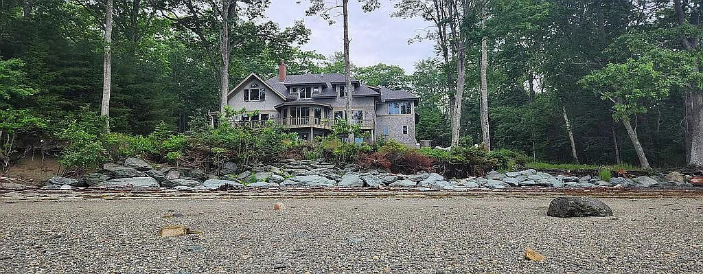 1197 Bay Road Brooklin