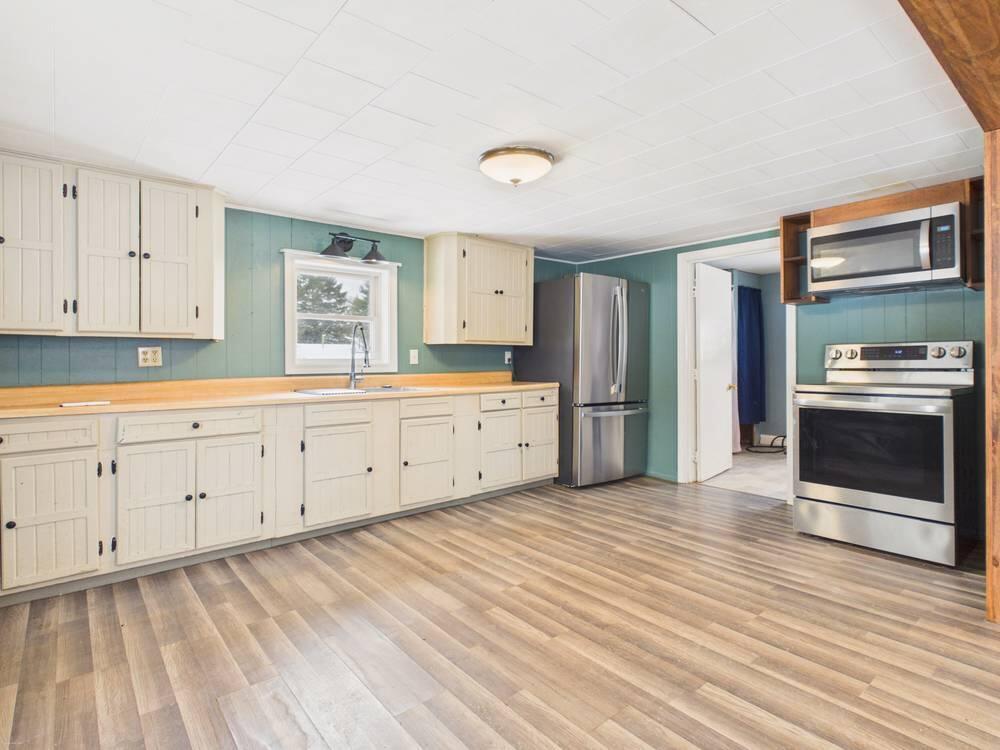 1088 Main Street Saint Francis