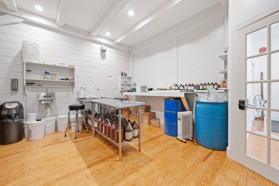 34-380 Ellsworth Rd