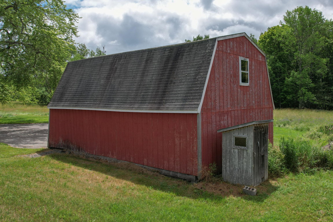 Barn