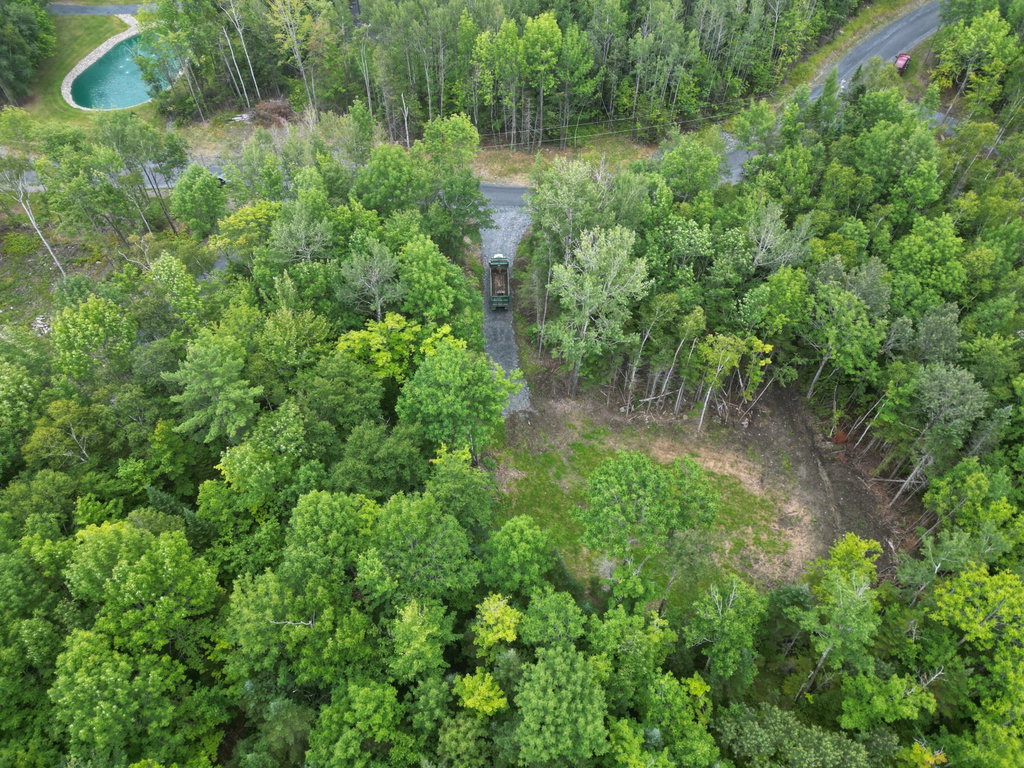 2 Tumbledown Lane Greenville