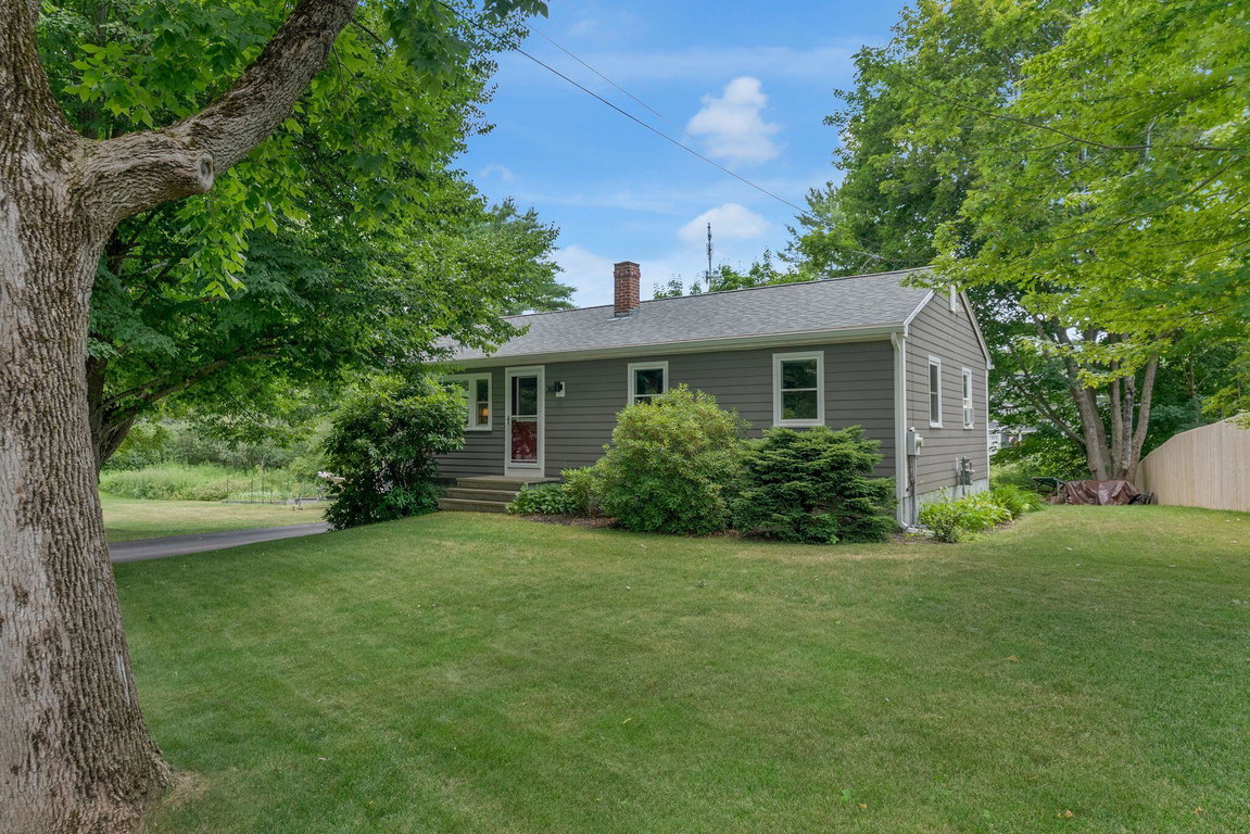 30 Melissa Drive Yarmouth