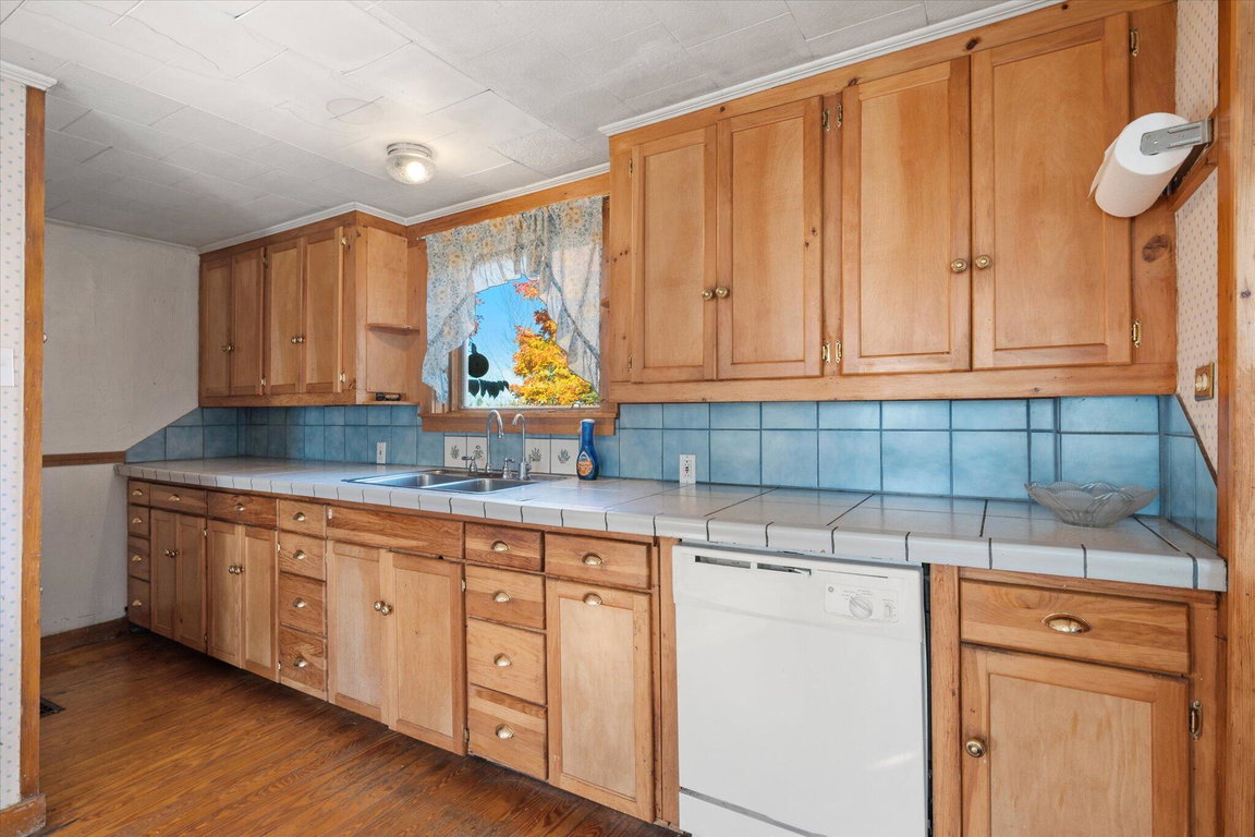 15-Kitchen