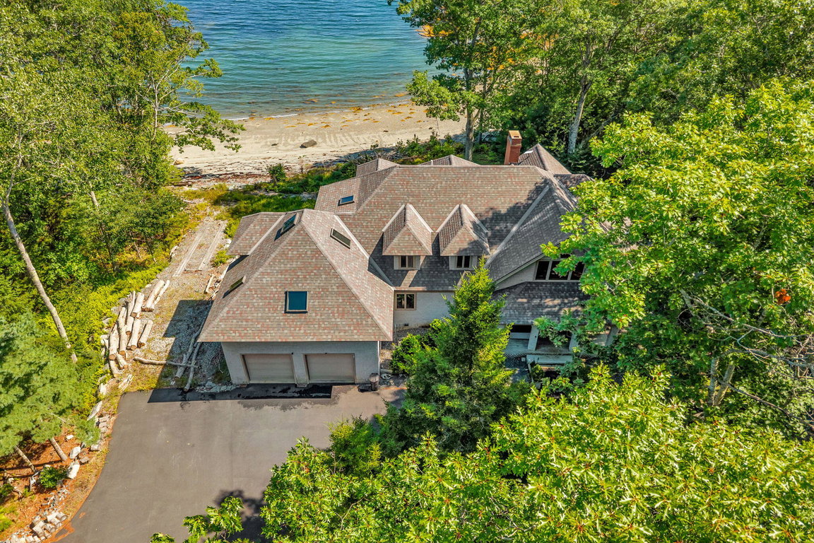 103-web-or-mls-1197-bay-rd