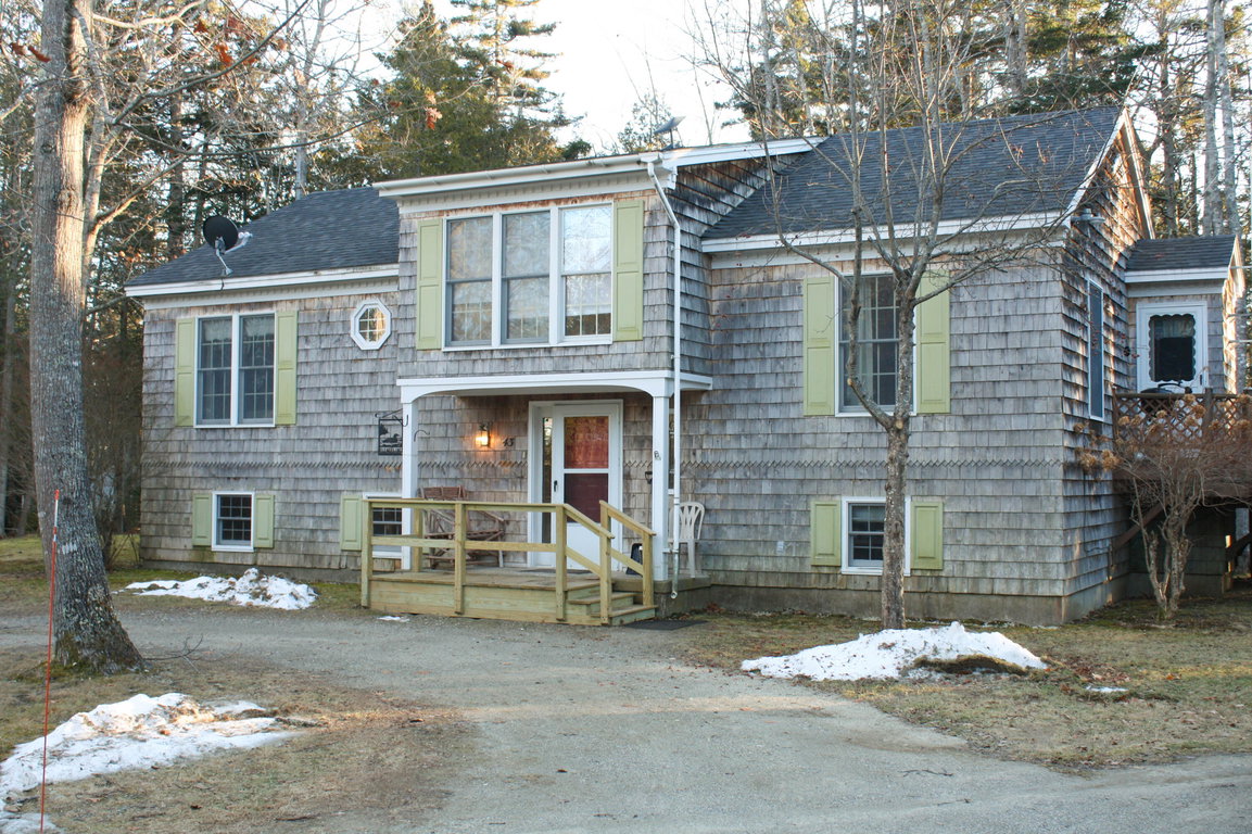 43 Oak Drive Northport