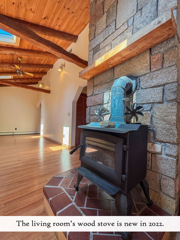 Living Room (6), label