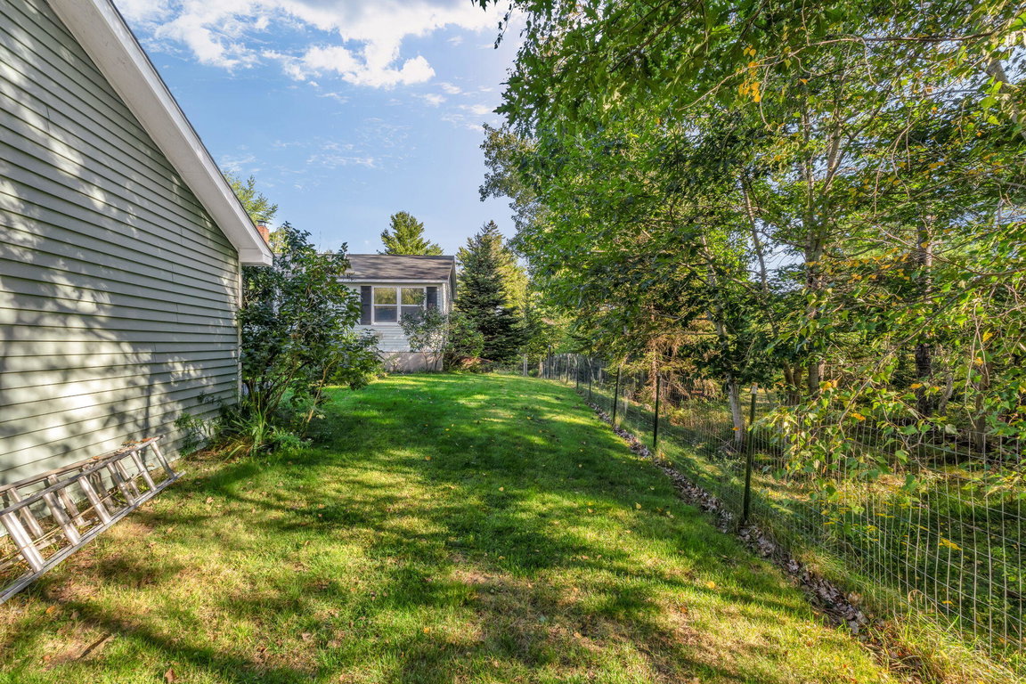 48-web-or-mls-736-eagle-lake-rd
