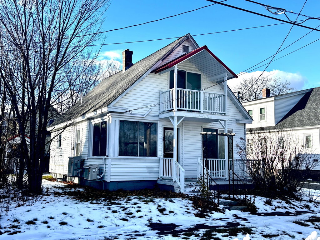 56 Congress Street Millinocket