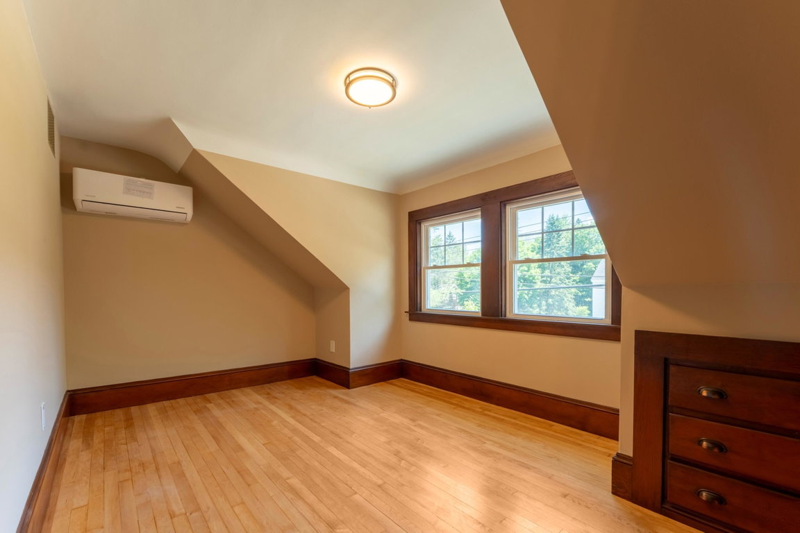 292Main_038