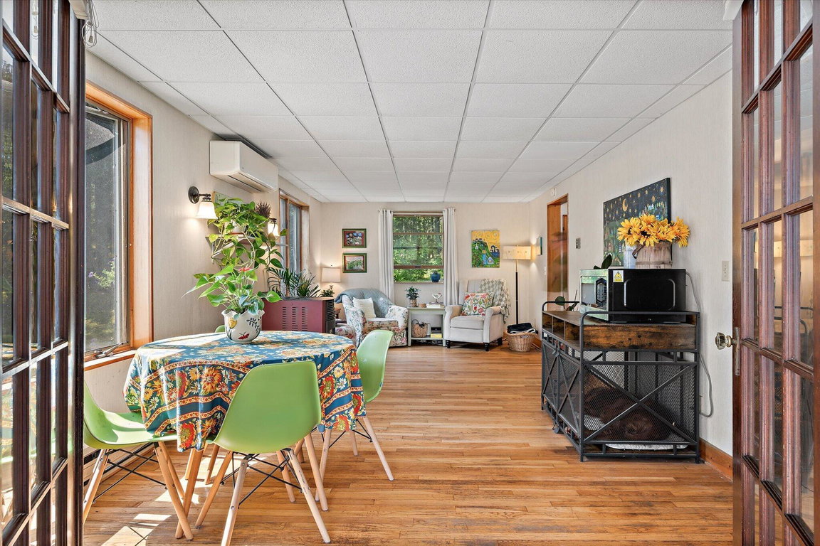 16-Living Room