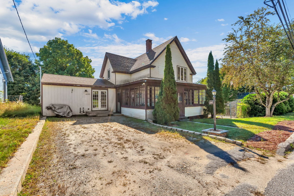 685 Prospect Avenue Rumford