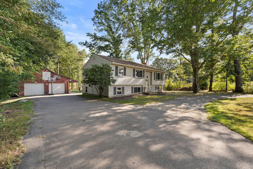 71 Bradstreet Lane Eliot
