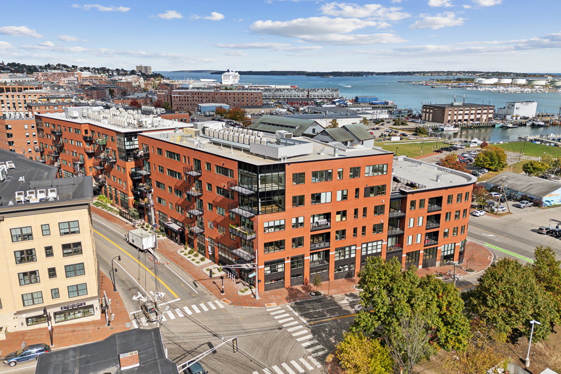387 Commercial Street Portland