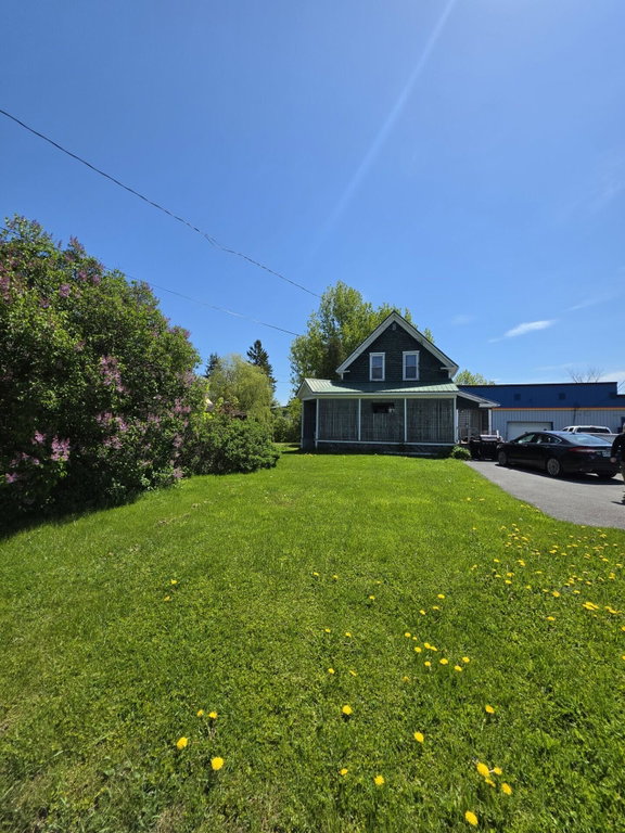 28 Dyer Street Presque Isle