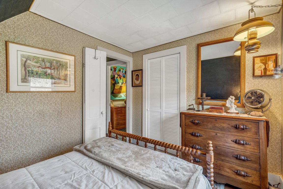 36-web-or-mls-281-atlantic-rd