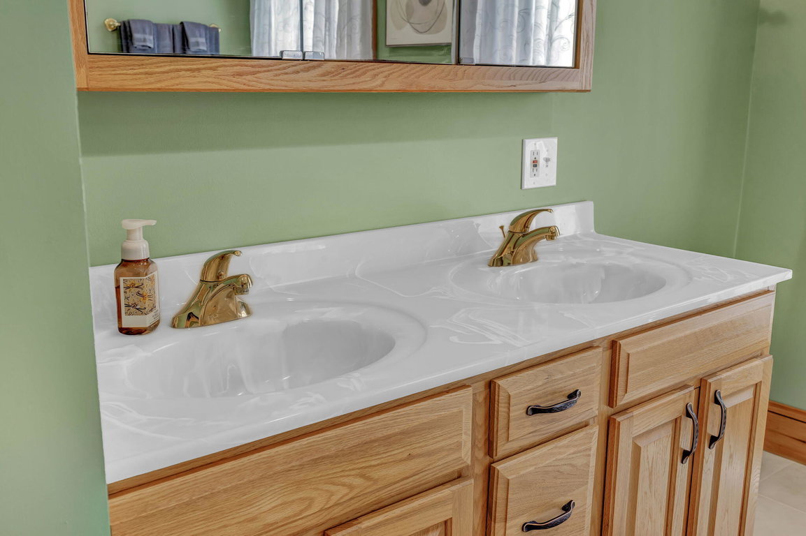 43-web-or-mls-167-twin-hill-rd
