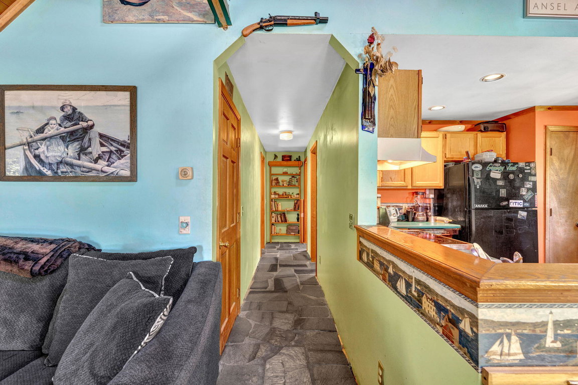 15-web-or-mls-26-wolf-cove-rd