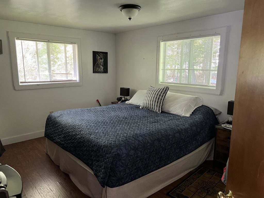 Back unit - First floor bedroom