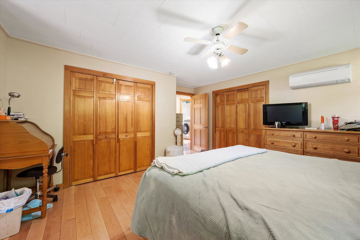 31-Primary Bedroom