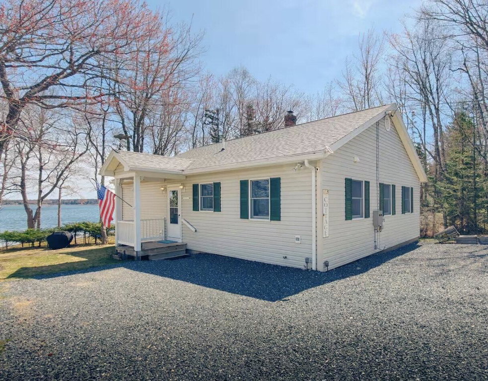 431 Paul Bunyan Road Gouldsboro