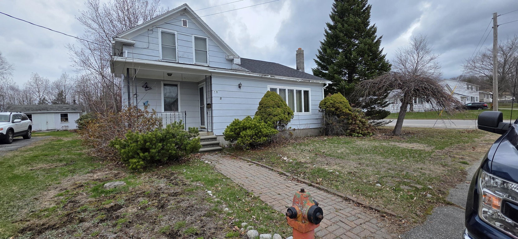 16 Western Avenue East Millinocket
