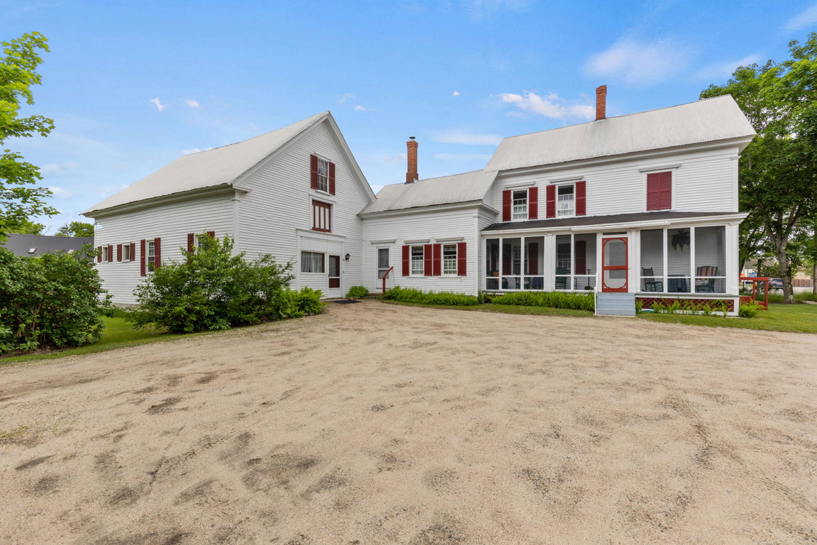 96 Maple Street Cornish