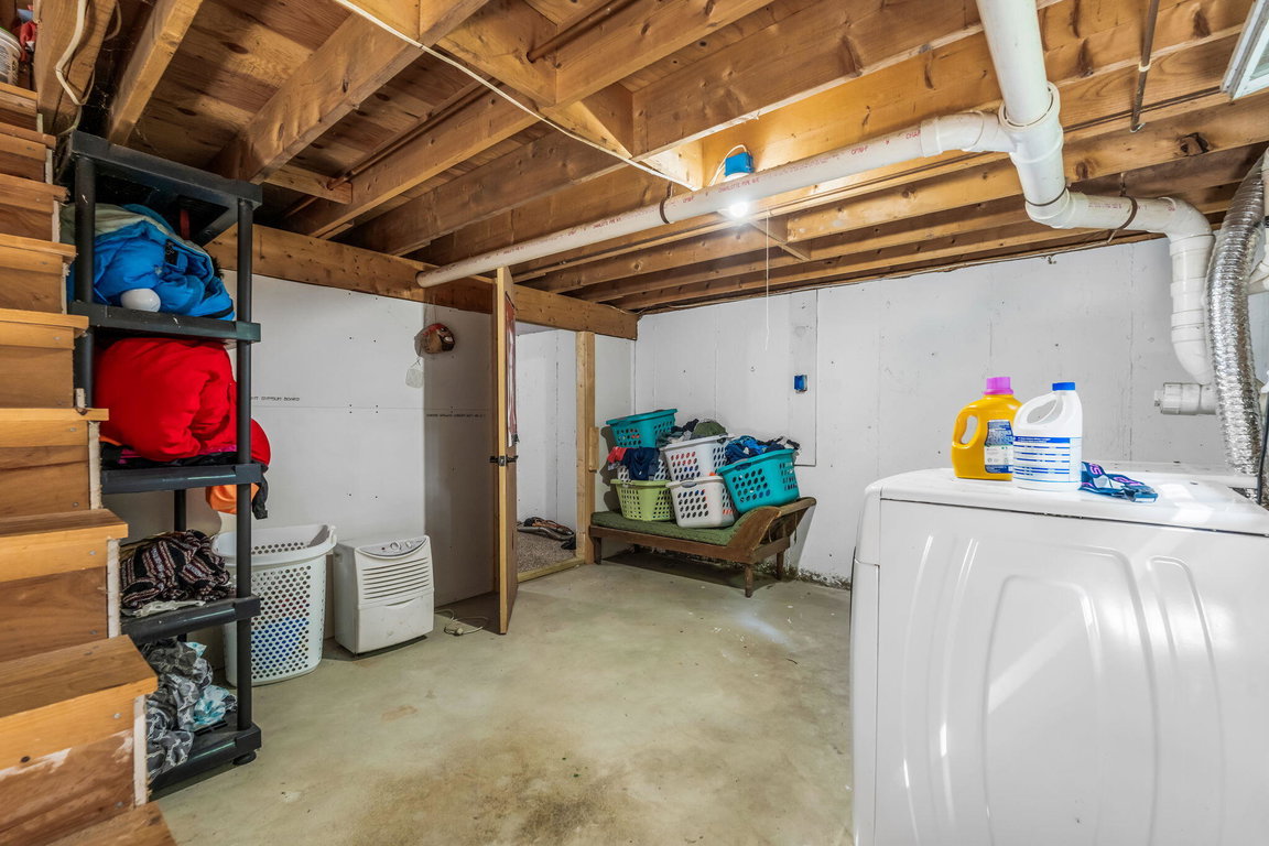 39-web-or-mls-26-wolf-cove-rd