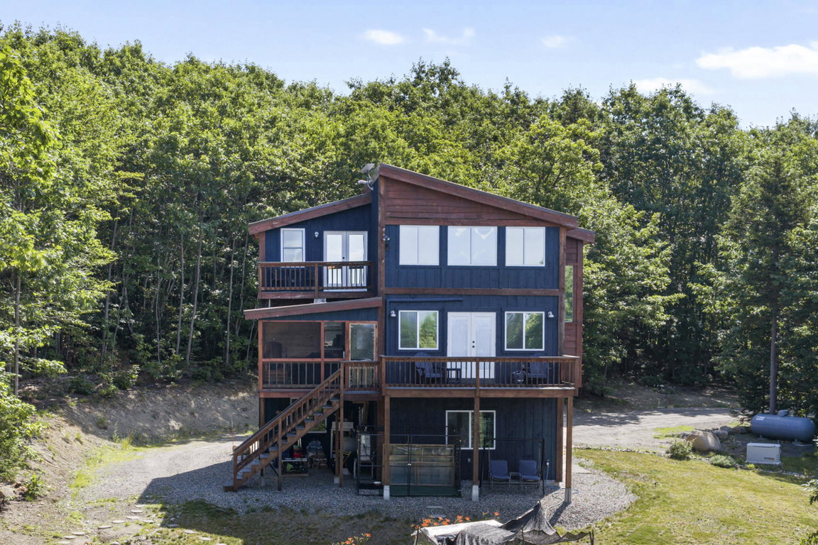 30 Lake View Drive New Sharon