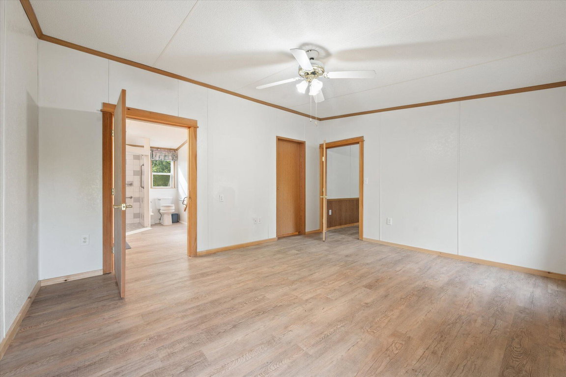 19-Primary Bedroom