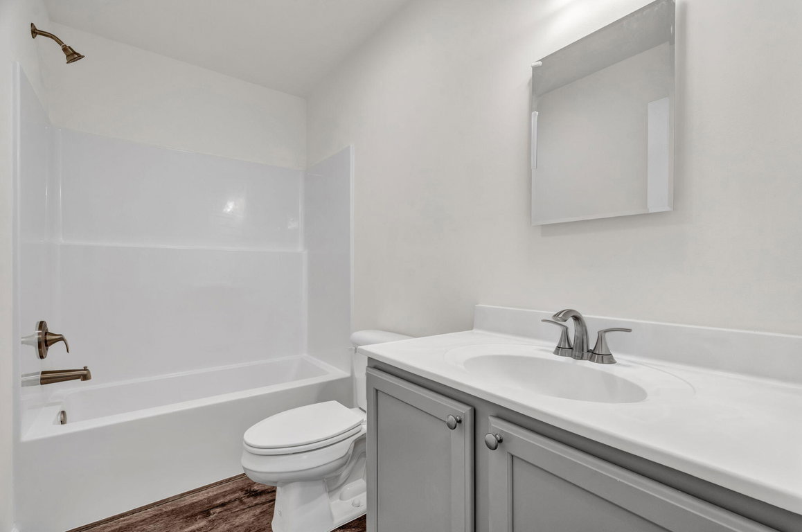 2-web-or-mls-manhattan-wy