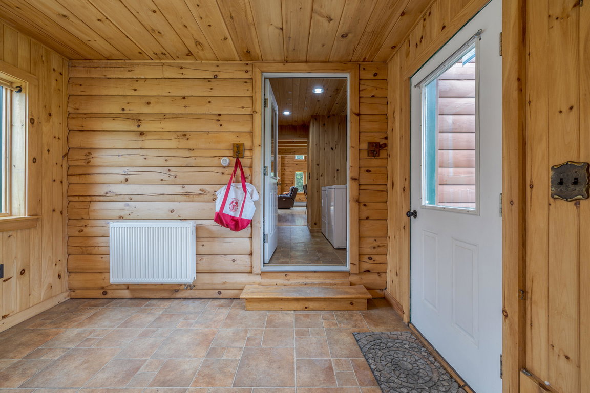 18-37 Dry Moon Lane-DTP