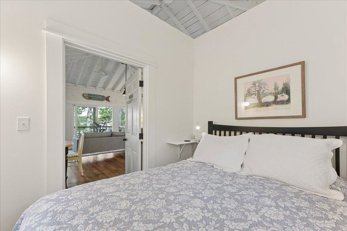 11-111 Franks Flat-Cove House