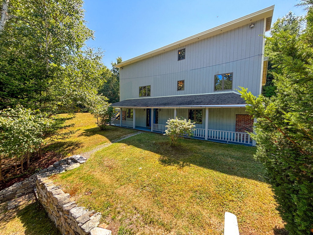 Exterior Home (1)