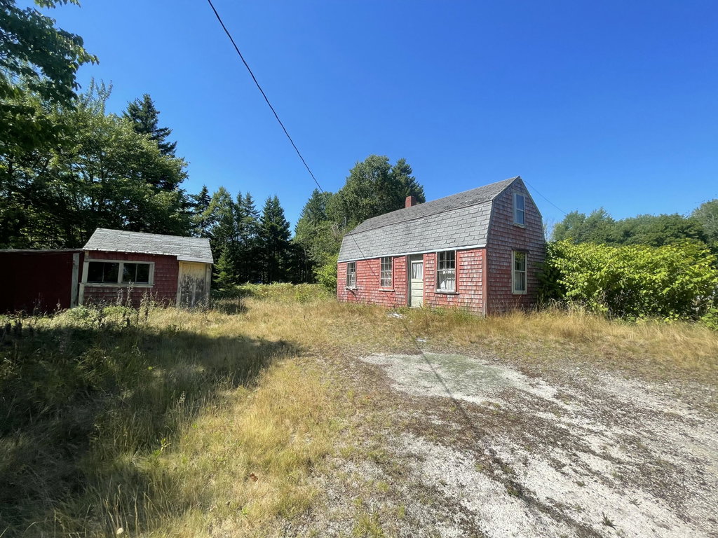 106 Main Street Stonington