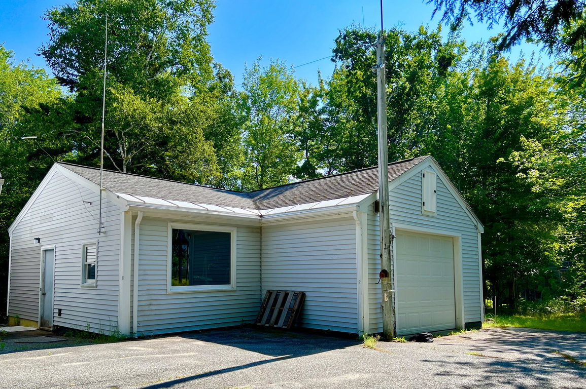 Shop and one car garage