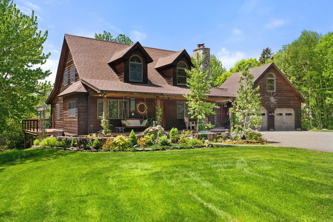 31 Hallbrook Way