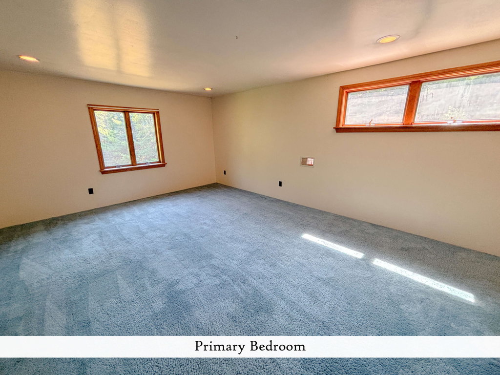 Primary Bedroom (1), label