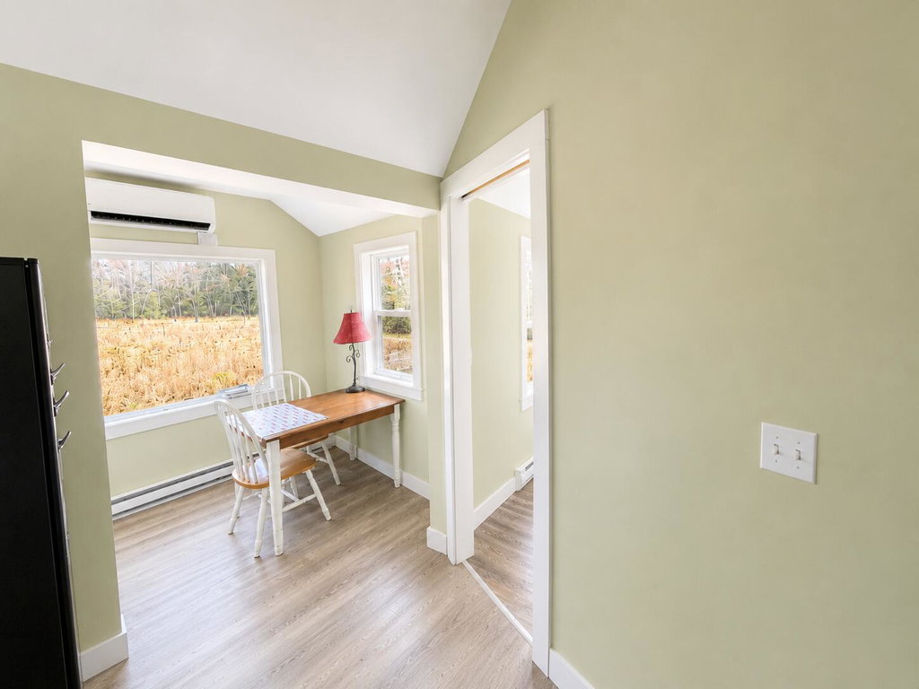 Natural lighting in dining space