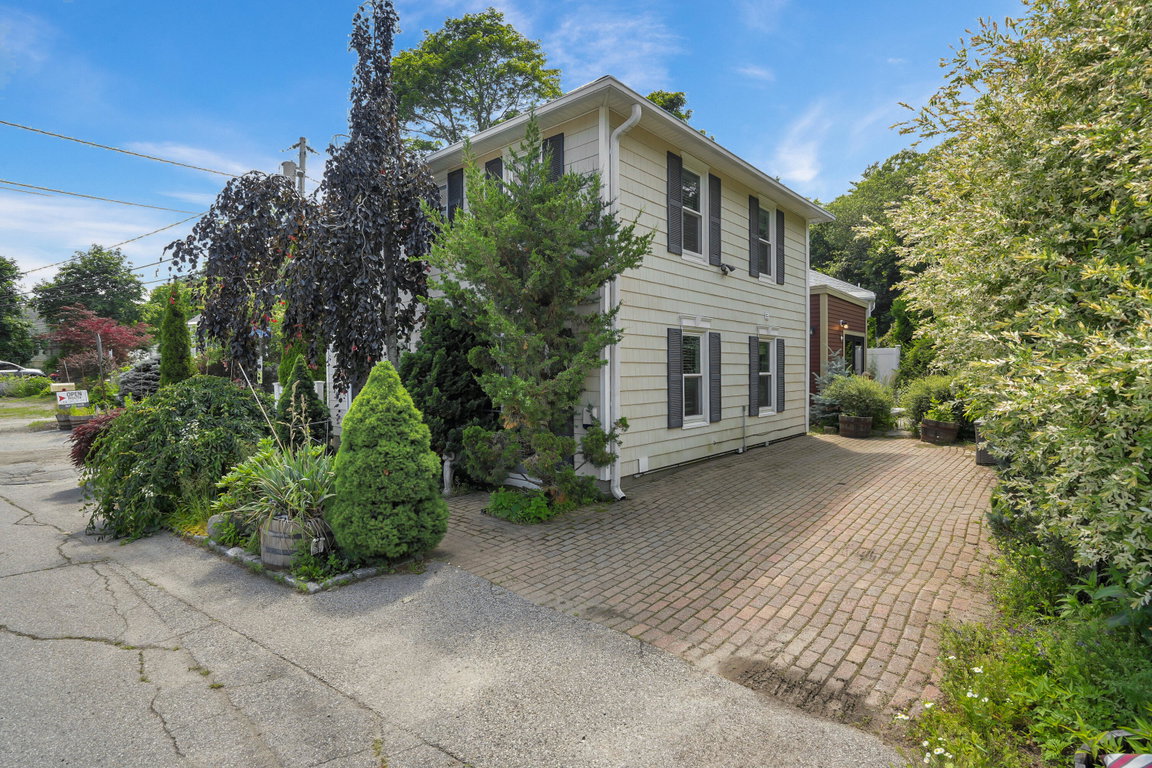 35 Kings Lane Ogunquit