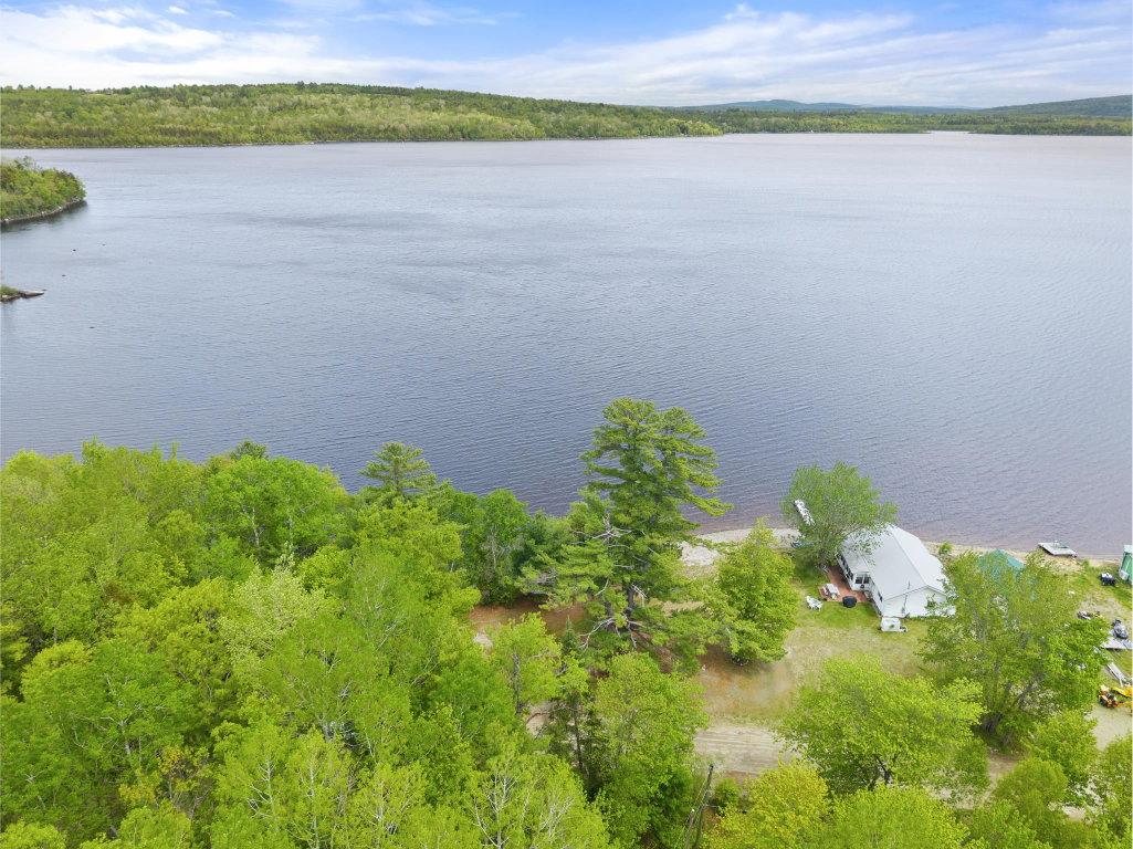 212 Sibley Road Burlington