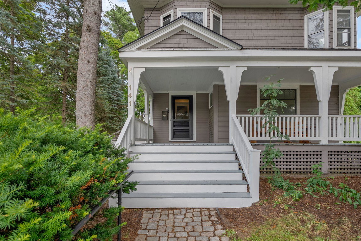 141 Allen Avenue Portland