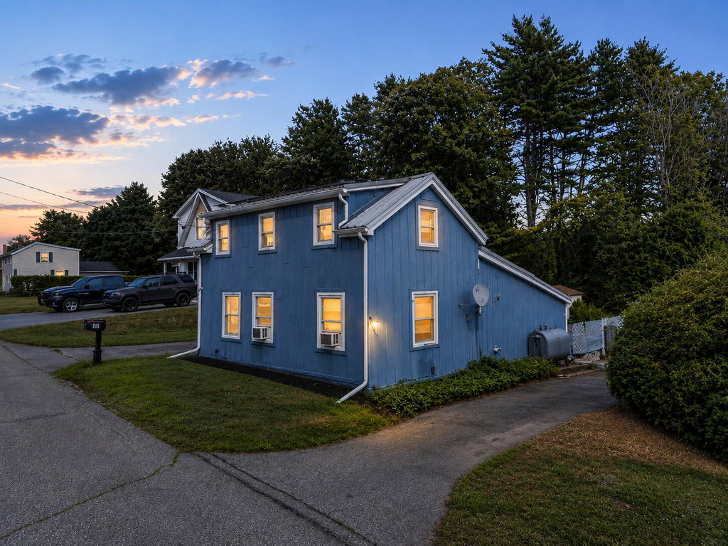 39 Cumberland Avenue Saco