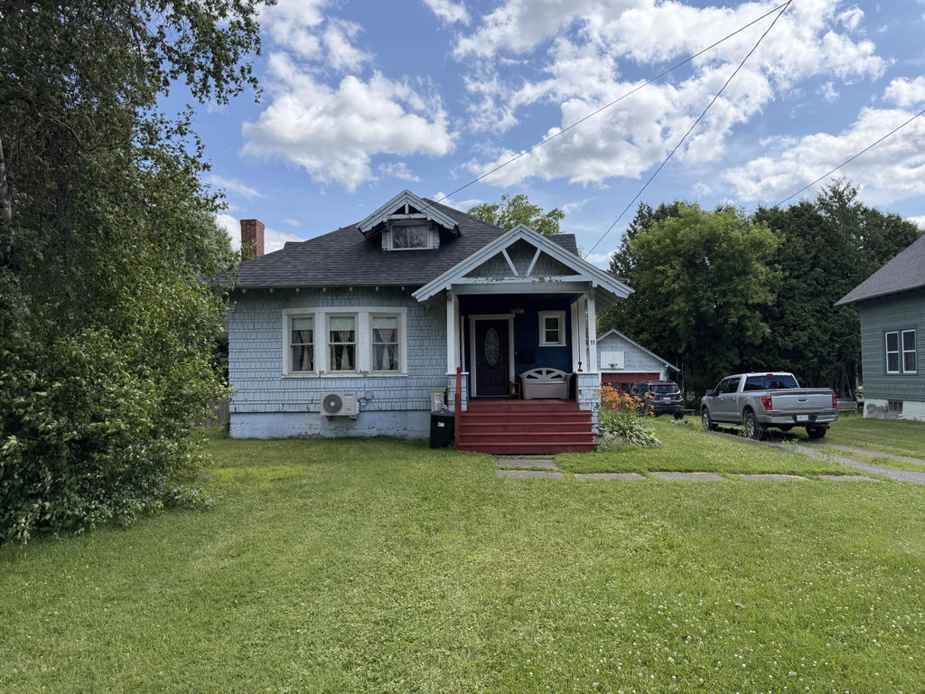 11 Vaughn Street Caribou