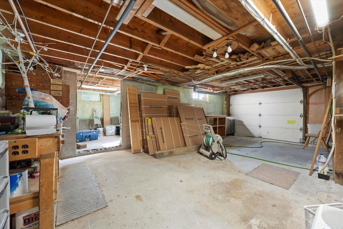 52-Basement Garage