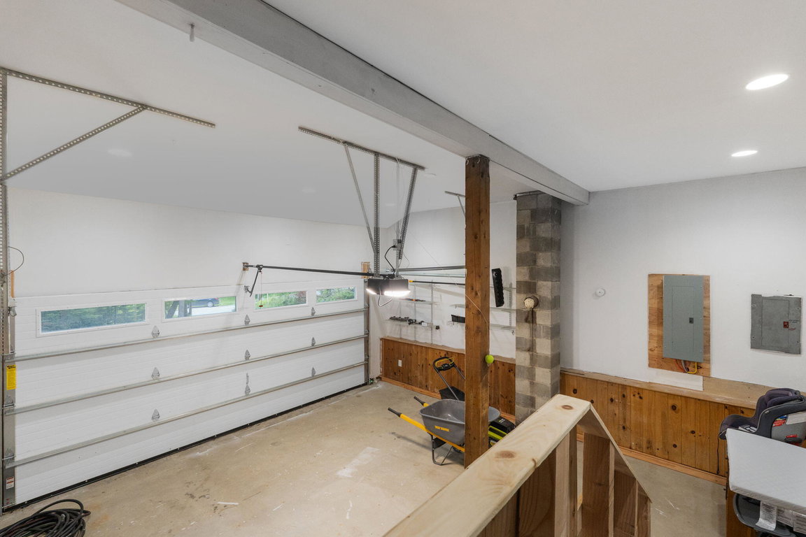 garage off hallway